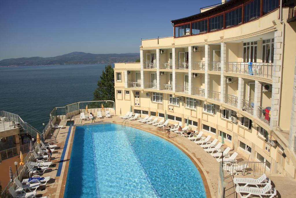 Dogalya Hotel Mudanya Luaran gambar