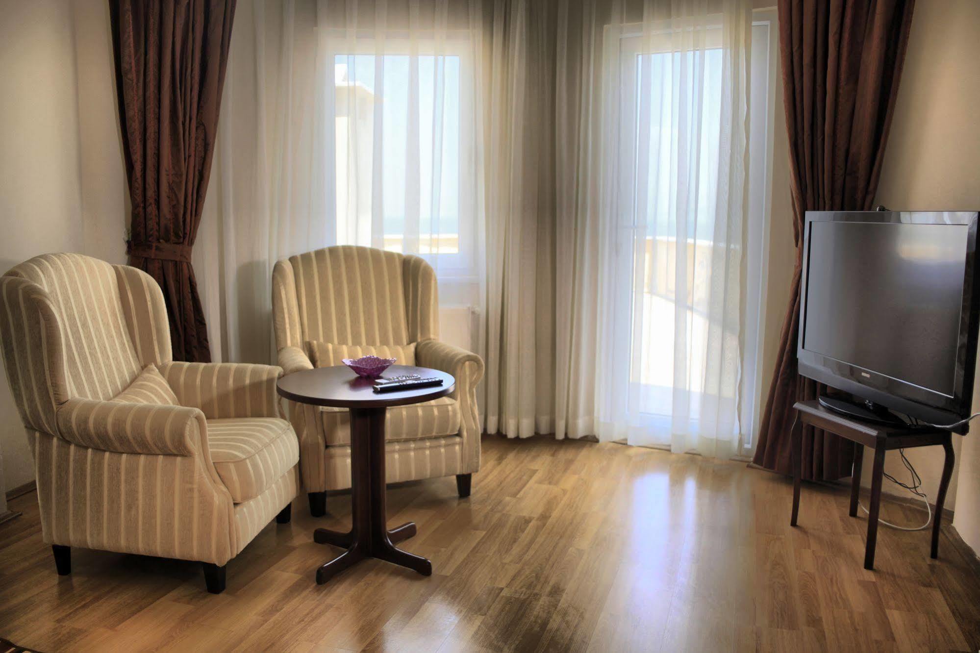 Dogalya Hotel Mudanya Luaran gambar