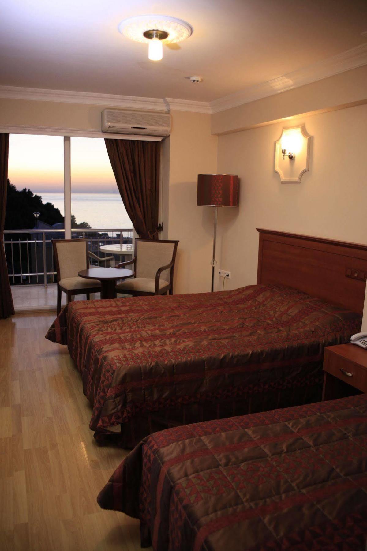 Dogalya Hotel Mudanya Luaran gambar